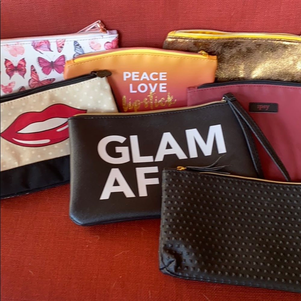 7 Makeup Bags